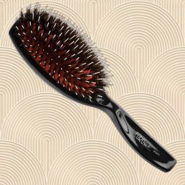 HairForce Lapos Kefe2552041 - Professzionális hajkefe